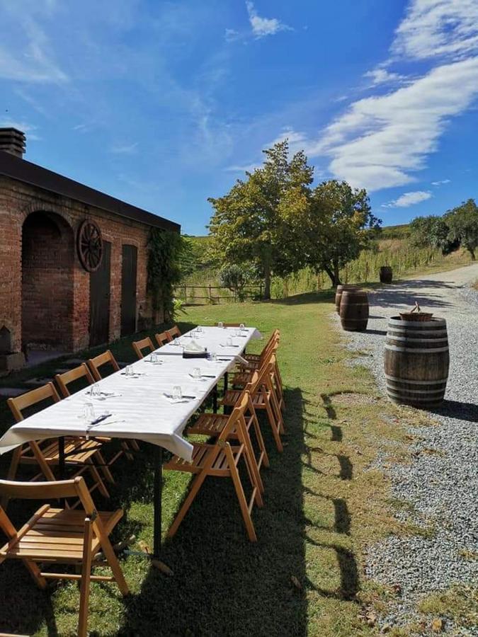 Cascina Valtignosa Con Vigna Frühstückspension